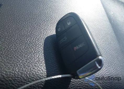 2019 Dodge Challenger Sxt z USA, uszkodzony, nr VIN 2C3CDZAG9KH701639